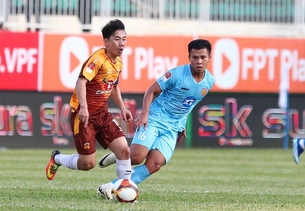 Ảnh bài viết HAGL đua top 6 hay lo trụ hạng?