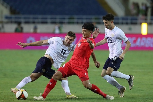  Thành Chung minh chứng cho cái sai của HLV Troussier