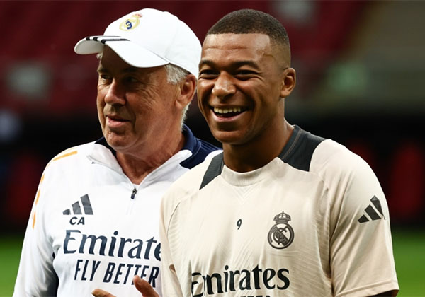 Chờ Mbappe xuất trận