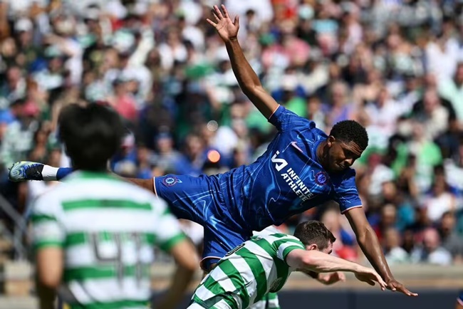 3 điều rút ra từ trận thua muối mặt của Chelsea trước Celtic