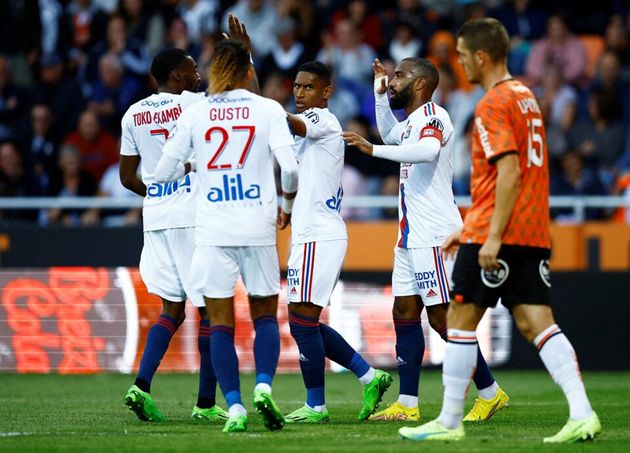 Công ty mẹ của Olympique Lyon nợ hơn 450 triệu euro