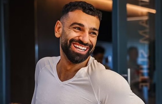 Salah lần đầu lộ diện sau khi gây sóng gió ở Liverpool