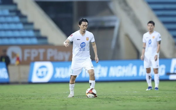Ảnh bài viết "Tuấn Anh thi đấu tốt nhất trận này"