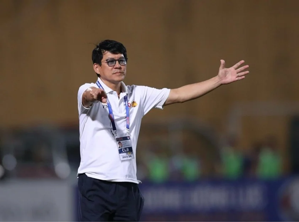 Ảnh bài viết HLV HAGL nói thẳng về khả năng rớt hạng