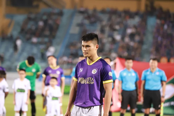 Ảnh bài viết Tuấn Hải xuất ngoại sau khi gia hạn cùng Hà Nội FC?