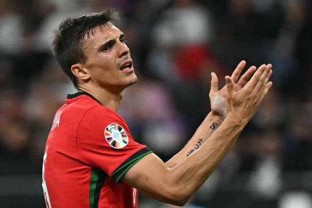 Ảnh bài viết Tại sao Bayern lại muốn chiêu mộ Palhinha bằng được?