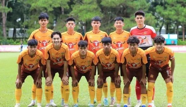 Việt kiều lò Barca tỏa sáng ở U21 HAGL