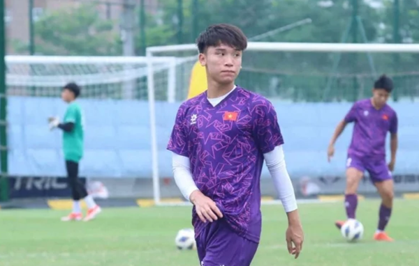 Ảnh bài viết "Tôi nghĩ ở trên đội tuyển áp lực hơn dưới CLB"