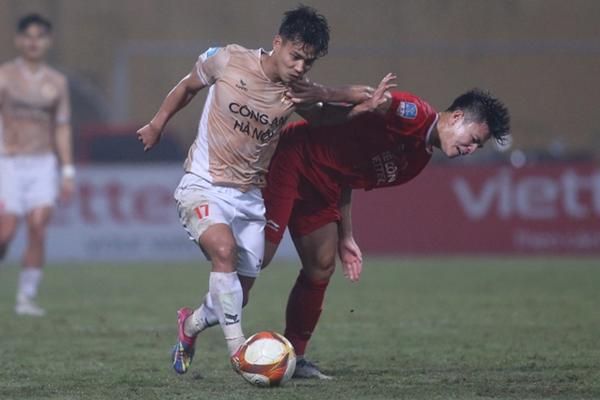 Ảnh bài viết CAHN chi tiền tỷ, giữ chân 2 trụ cột?