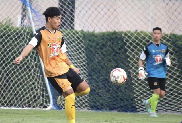 Ảnh bài viết Lý Đức đến, tăng cường sức mạnh hàng thủ cho HAGL 