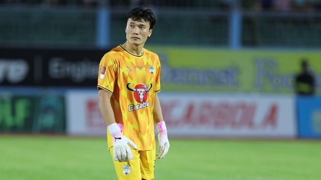 Ảnh bài viết Bùi Tiến Dũng "mời gọi" thủ môn hay nhất V-League đến TP.HCM?