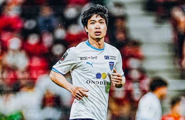 Yokohama thăng hoa nhưng Công Phượng ở đâu?