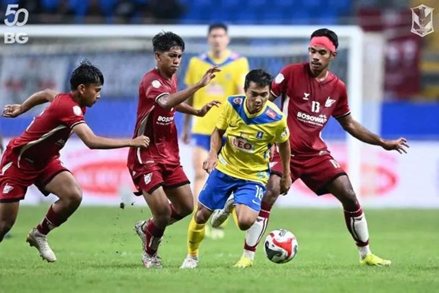 Messi Thái: "Nga là đội tuyển cực mạnh, còn Việt Nam thì..."