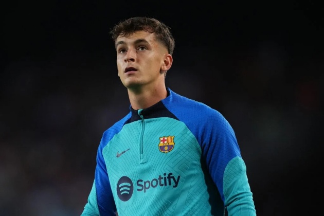 3 tiền vệ trẻ gây ấn tượng trong trận giao hữu mới nhất của Barca