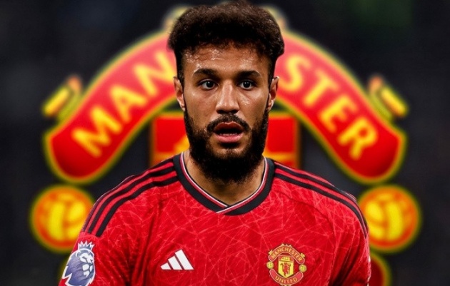 Vì sao Man United lại nhất quyết chiêu mộ Mazraoui?