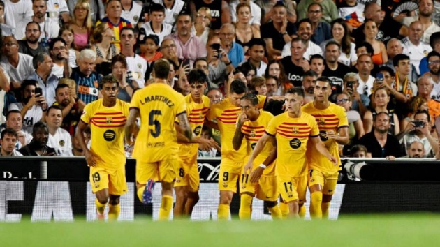Barca thiếu chiều sâu cần thiết để "lật đổ" Real
