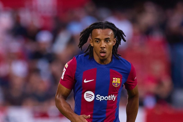 Đâu là vị trí chủ đạo của Kounde mùa tới ở Barca?