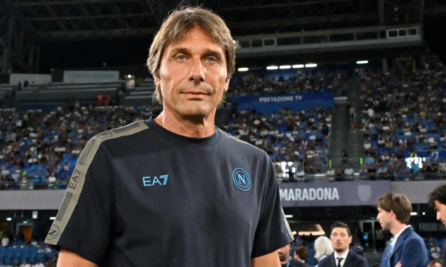 Conte ca ngợi màn trình diễn của Napoli trước Parma