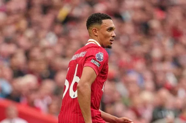 Liverpool muốn Alexander-Arnold nghỉ ngơi ở League Cup