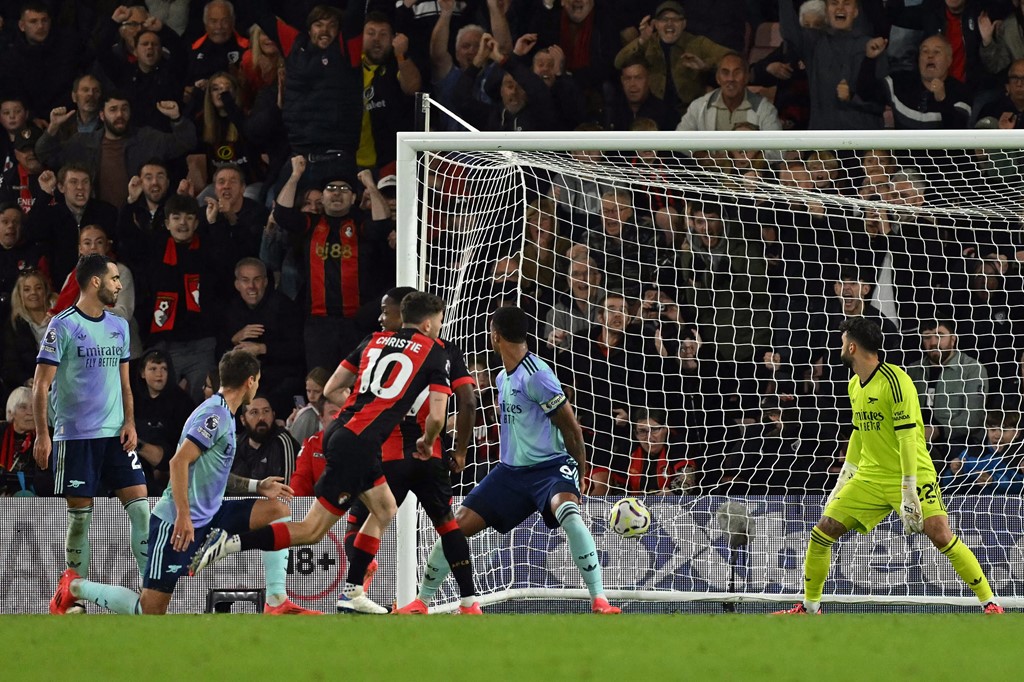 "Tình huống diễn ra đúng nhịp và khiến 10 người của Arsenal bị bỏ lại rất xa"