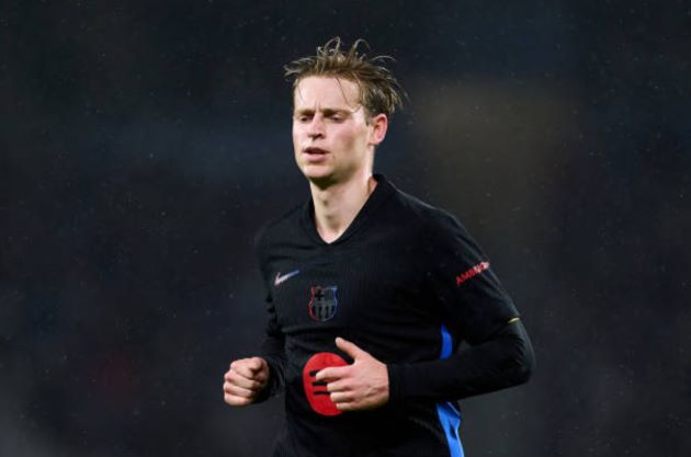 De Jong bật khóc trong phòng thay đồ Barca