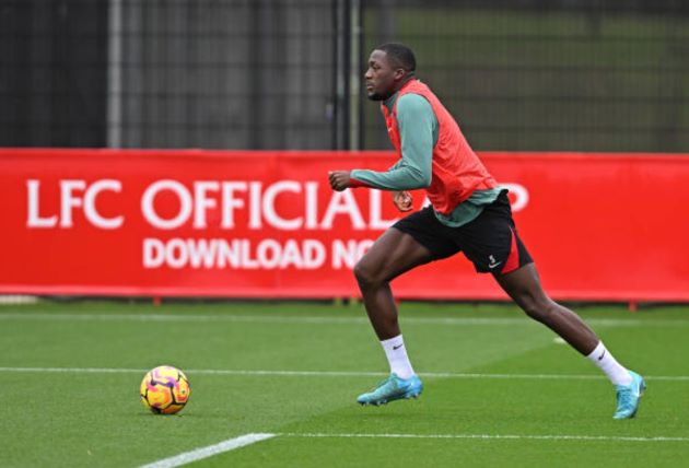 Liverpool đón cú hích lớn trước thềm chạm trán Leverkusen 