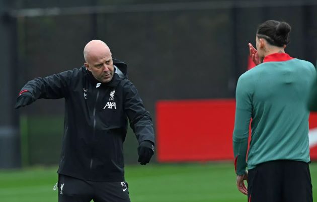 4 điểm nhấn buổi tập Liverpool: Phát kiến mới với Nunez?; Ấn tượng ngọc quý 16 tuổi 