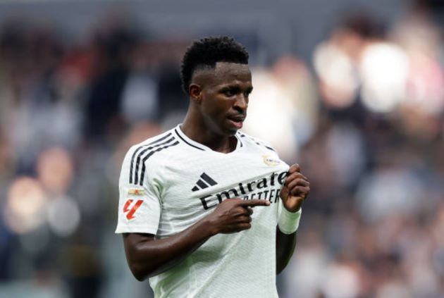 Ánh bình minh của Vinicius sau 2 tuần giông bão 