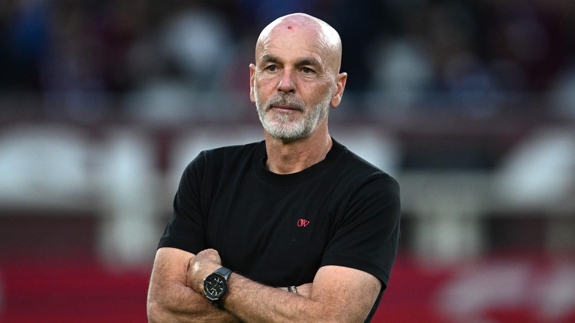 CHÍNH THỨC! Milan chia tay HLV Pioli