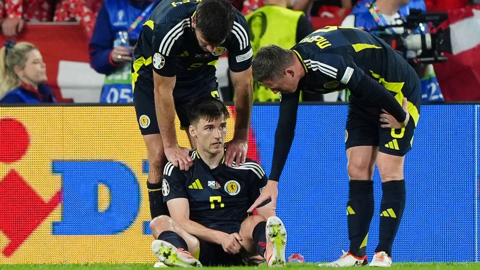 Điểm tin EURO tối 21/6: Hậu vệ Arsenal nghỉ hết giải; Tây Ban Nha “méo mặt” vì Rodri