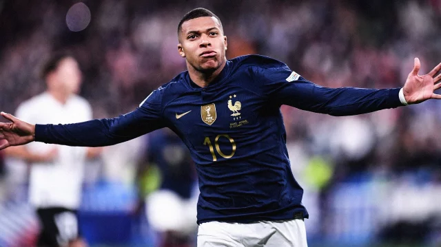 Mbappe khiến tuyển Pháp "nín thở" trước EURO 2024