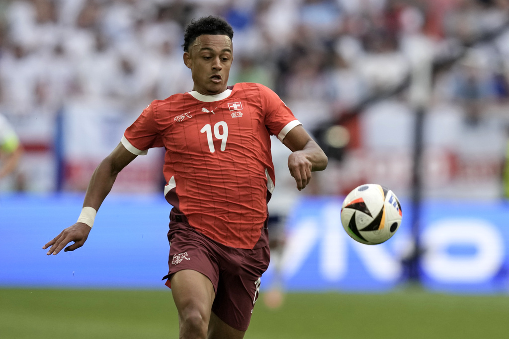 Ảnh bài viết Man United nhận báo giá cho hiện tượng EURO, Ndoye