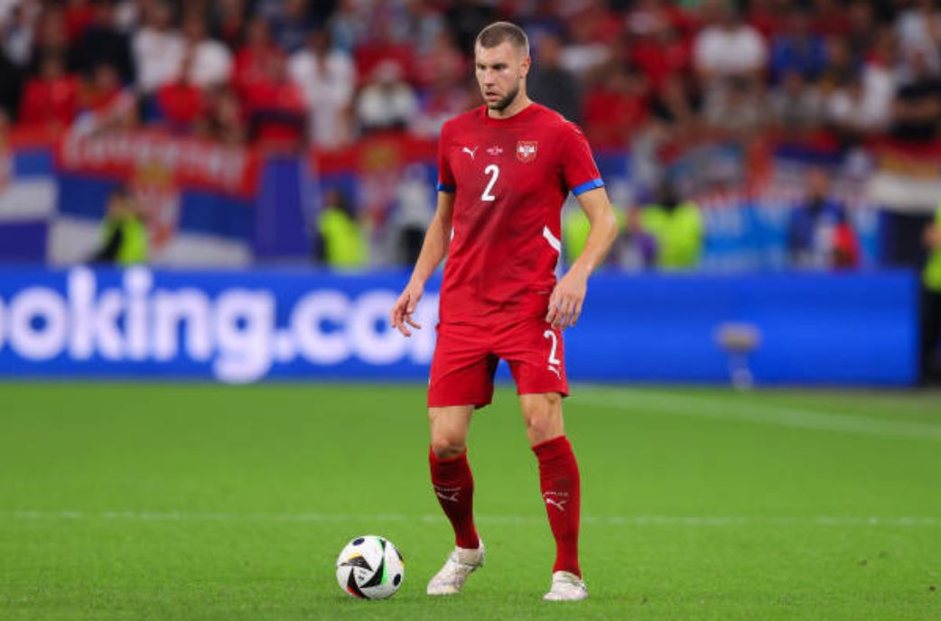 NÓNG! Milan mở đàm phán chiêu mộ trụ cột tuyển Serbia, Pavlovic