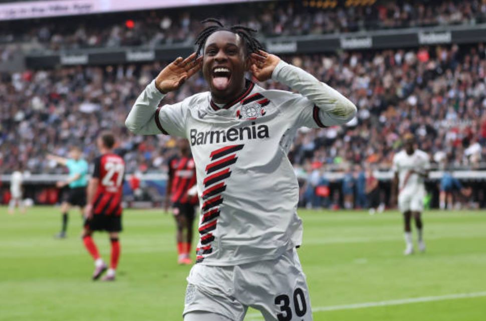 Ảnh bài viết NÓNG! Thay Walker, Man City chốt cơn lốc của Leverkusen, Frimpong