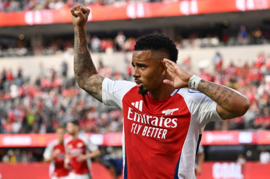 Ảnh bài viết Chấm điểm Arsenal 2-1 Man United: Sao trẻ bay cao; Jesus vùng lên