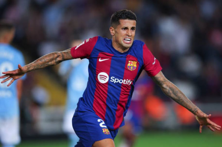 Ảnh bài viết Gây khó dễ vụ Cancelo, Man City lập tức nhận trái đắng từ Barca