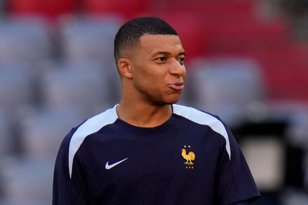 Rabiot thừa nhận Mbappe chơi thất vọng tại EURO 2024