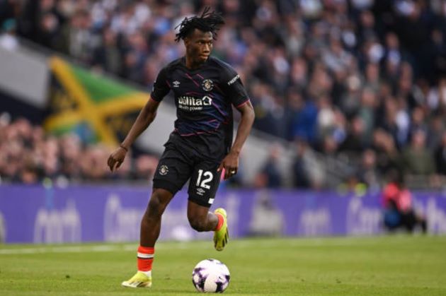 Ảnh bài viết NÓNG! Tottenham tính gây bất ngờ với hậu vệ Man City, Kabore