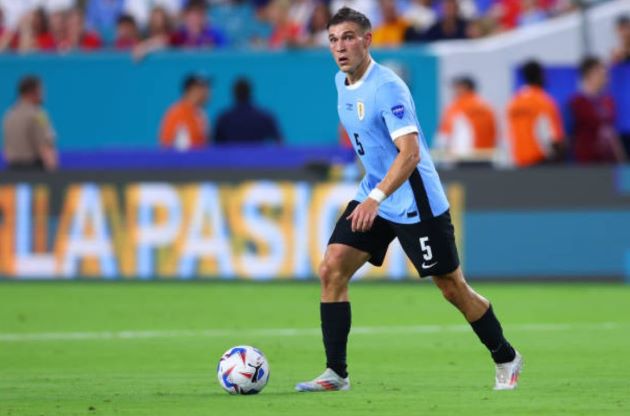 Ảnh bài viết Man United có kế hoạch gây áp lực cho PSG vụ Ugarte