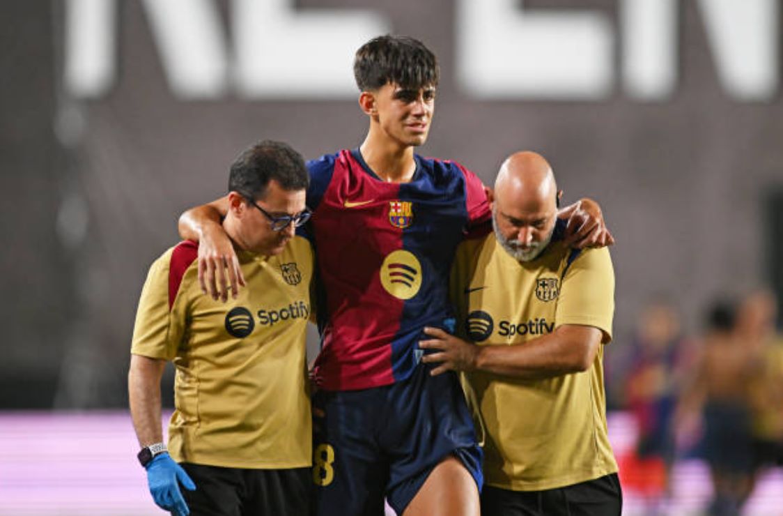 XÁC NHẬN! Sao trẻ Barca rách dây chằng, khả năng nghỉ hết mùa