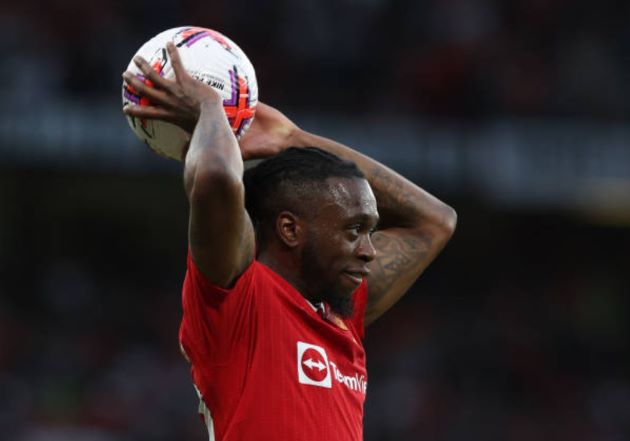 Ảnh bài viết Cạn tàu ráo máng, Wan-Bissaka ra yêu sách gây choáng với Man United