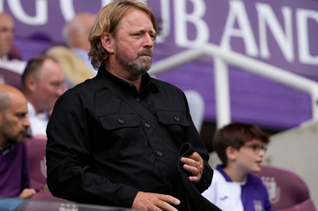 Ảnh bài viết Mâu thuẫn với Sahin, Dortmund sắp sa thải sếp lớn chỉ sau 3 tháng