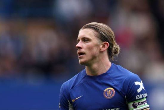 Atletico hối hận vì mua Gallagher?
