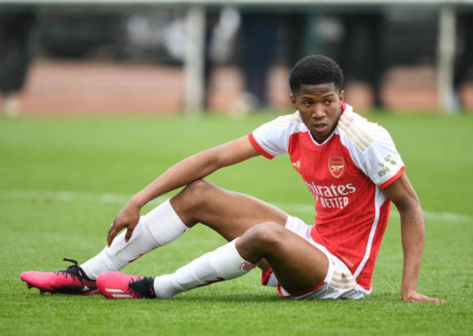 Chuyển nhượng tối 8/8: Chelsea công bố tân binh; Man United mâu thuẫn với Arsenal