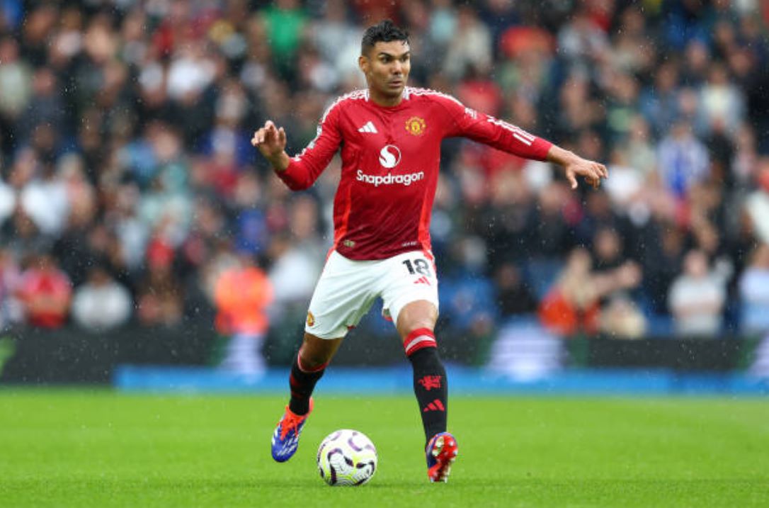Ảnh bài viết Casemiro bị rao bán, rõ lập trường phòng thay đồ Man United