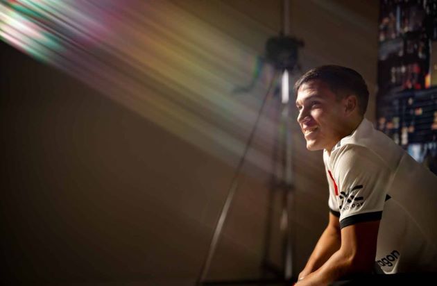 Ảnh bài viết Ugarte chất lừ với 3 mẫu áo của Man United