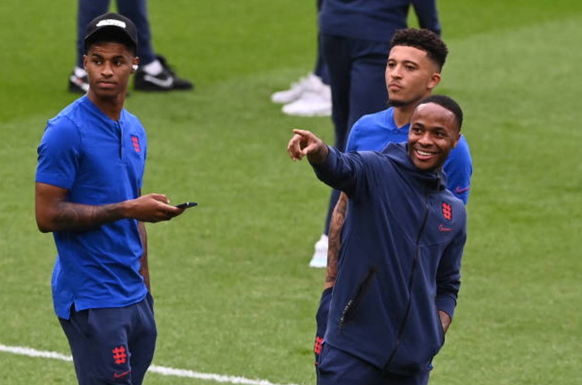 “Thời cơ hoàn hảo của cậu ấy khi Rashford, Sterling hay Sancho vắng mặt”