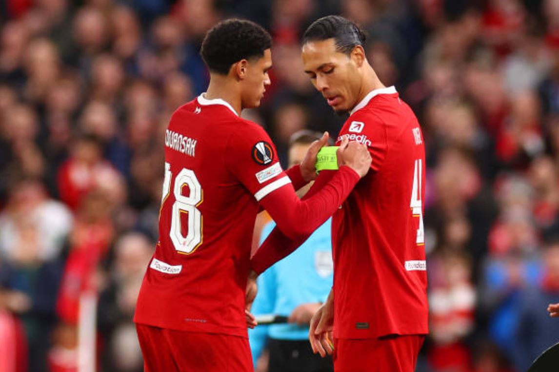 Sao Liverpool: “Van Dijk nhiều lần khiến chúng tôi khó chịu”