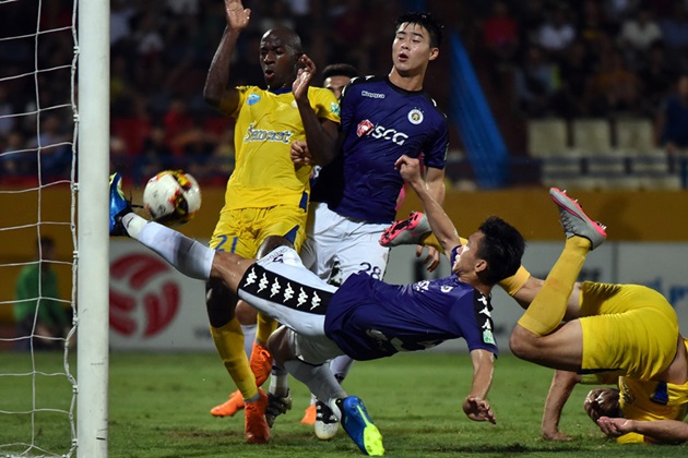 Công Phượng, Quang Hải cùng loạt sao U23 thay nhau phô diễn ở vòng 11 - Bóng Đá