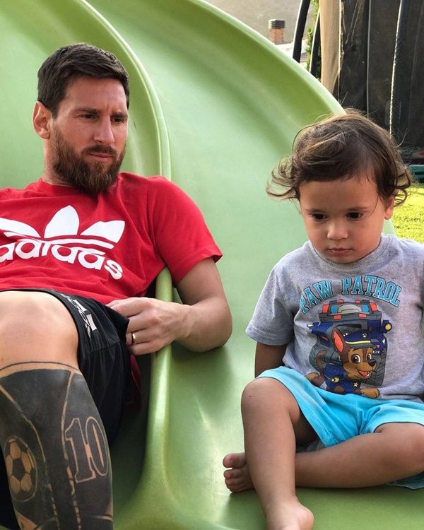 Bật mí thú vị về 2 cậu ấm cùng tên Mateo của Messi và Ronaldo - Bóng Đá